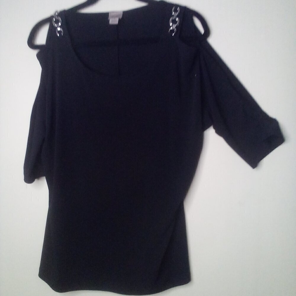 Easywear By Chico's Blouse Shirt 1 S 3/4 Sleeve Cold Shoulder Metal Detail Black